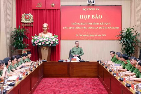 Khởi tố Giám đốc Sở Giáo dục và Đào tạo tỉnh Tuyên Quang