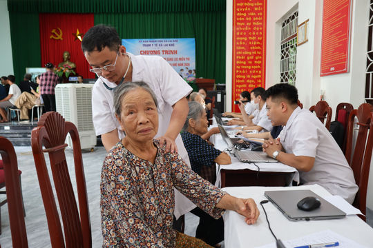 Xã Lai Khê phấn đấu hoàn thành khám sức khỏe toàn dân sớm