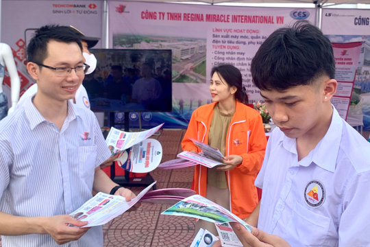 Người trẻ chọn việc bằng những tiêu chí mới