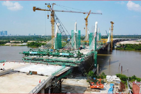 Accelerating construction of five key transport projects
