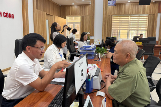 Hai Phong cuts processing time for nearly 95% of administrative procedures