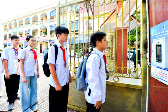 Từ điểm danh thông minh đến trường học thông minh
