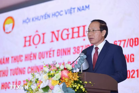 Không chạy theo danh hiệu trong xây dựng các mô hình học tập
