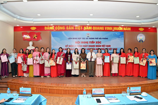 Kết nối, đồng hành với doanh nghiệp và nữ lãnh đạo hợp tác xã