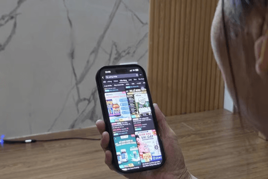 Cảnh báo nguy cơ mua thuốc qua livestream