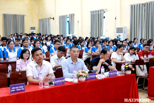 Trường Đại học Hải Dương định hướng nghề nghiệp, khởi nghiệp cho tân sinh viên