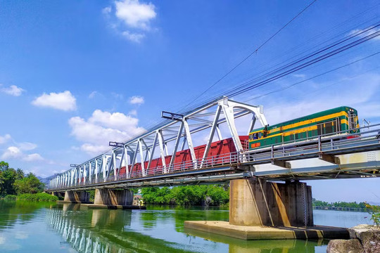 Chưa đề nghị bổ sung vốn trung hạn Dự án đường sắt Lào Cai - Hà Nội - Hải Phòng
