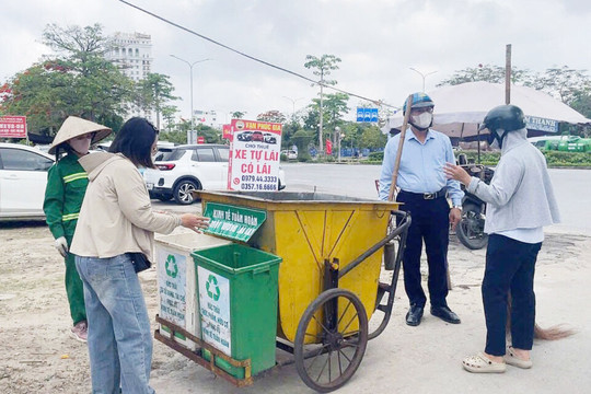 Thu gom, xử lý chất thải rắn sinh hoạt ở đô thị trên cả nước đạt gần 98%