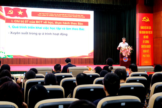 400 cán bộ, công chức, đảng viên Hải quan khu vực III quán triệt các văn bản Trung ương Đảng