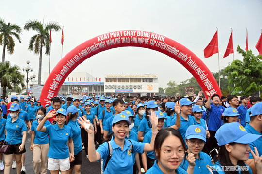 Hơn 5.000 người tham gia lễ phát động phong trào tập luyện thể thao tại Hải Phòng