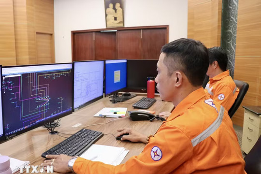 Bộ Tài chính trình Đề án tái cấu trúc EVN phù hợp với thị trường điện cạnh tranh