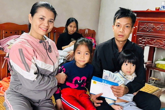 Người cán bộ tận tâm, sáng tạo với những mô hình 'biết nói'