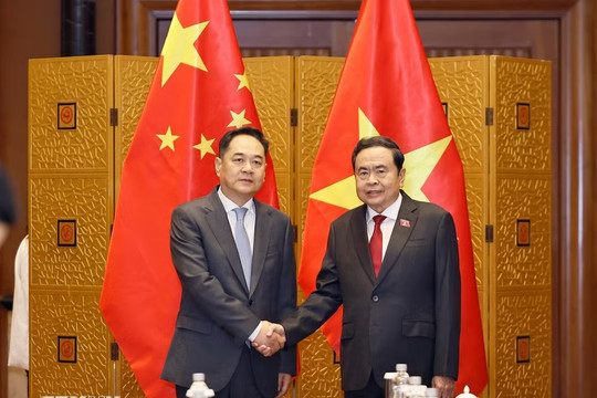 Chủ tịch Quốc hội Trần Thanh Mẫn tiếp các nhân sĩ hữu nghị Trung Quốc