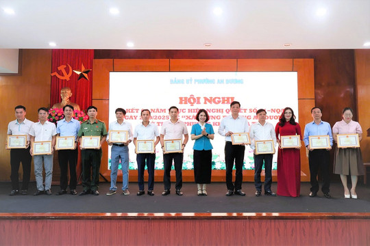 Phường An Dương khen thưởng 30 tập thể, cá nhân có thành tích xây dựng 'phường không ma túy'