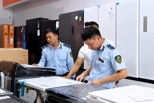 Mạnh tay với tội phạm giả mạo nhãn hiệu