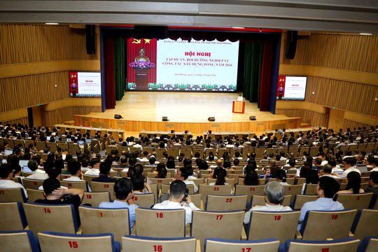 974 Bí thư Chi bộ, Ủy viên Ủy ban Kiểm tra tham gia tập huấn bồi dưỡng nghiệp vụ