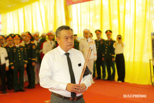 Hải Phòng tổ chức trọng thể Lễ viếng, truy điệu, an táng 56 hài cốt liệt sĩ và đồng bào hy sinh, tử nạn
