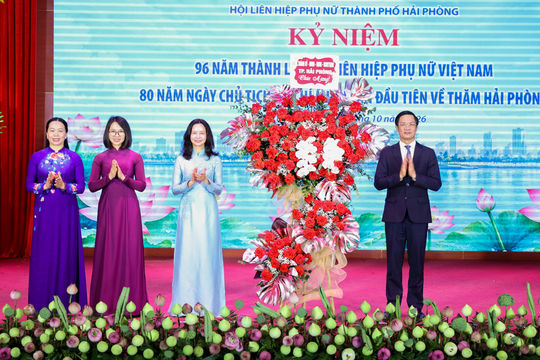 Phát huy trí tuệ, bản lĩnh phụ nữ đất Cảng anh hùng - xứ Đông văn hiến