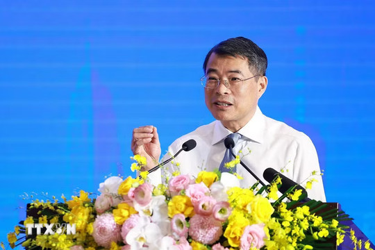 Thế hệ trẻ Việt Nam cần tiên phong trong đổi mới tư duy