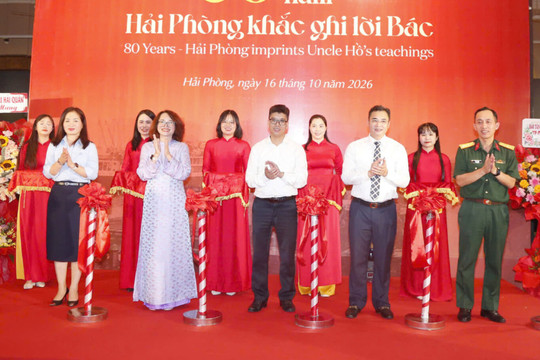 Khai mạc trưng bày chuyên đề '80 năm - Hải Phòng khắc ghi lời Bác'