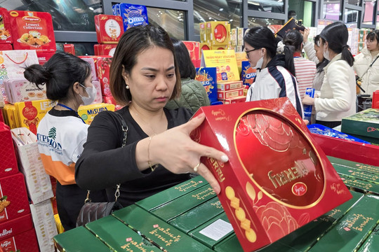 Bộ Tài chính xem xét sửa cách tính thuế với hộ kinh doanh