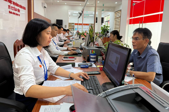 Cán bộ, công chức, viên chức nghỉ 7 ngày Tết âm lịch 2027
