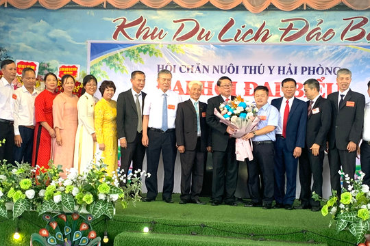 Ông Đinh Công Toản được bầu giữ chức Chủ tịch Hội Chăn nuôi thú y Hải Phòng