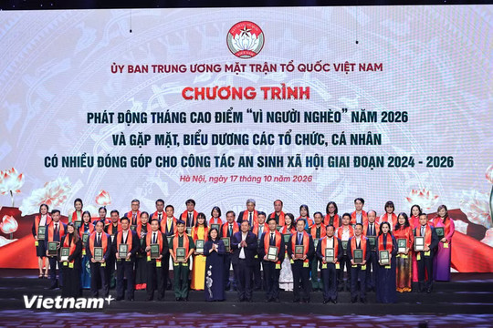Phát động Tháng cao điểm 'Vì người nghèo' và vinh danh 225 tập thể, cá nhân