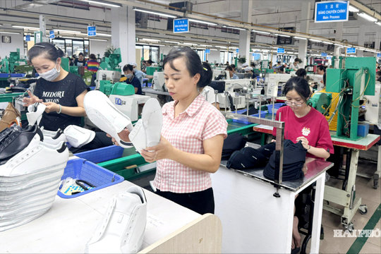 Giúp lao động nữ nâng cao năng lực, khẳng định vị thế