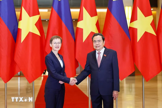Chủ tịch Quốc hội Trần Thanh Mẫn hội kiến Thủ tướng Liechtenstein