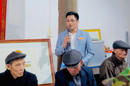 Người trẻ làm cán bộ ở cơ sở
