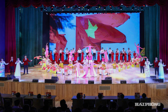 Sáng nay, Hải Phòng kỷ niệm 80 năm ngày Bác Hồ lần đầu tiên về thăm