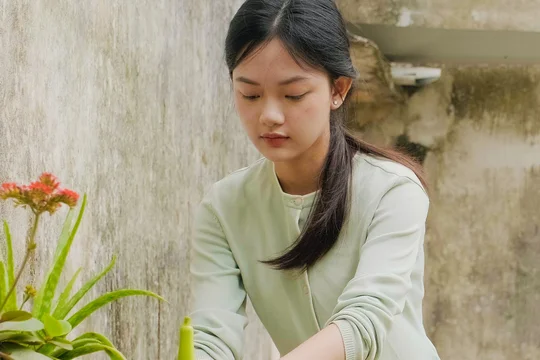 Thương nhớ gửi về em