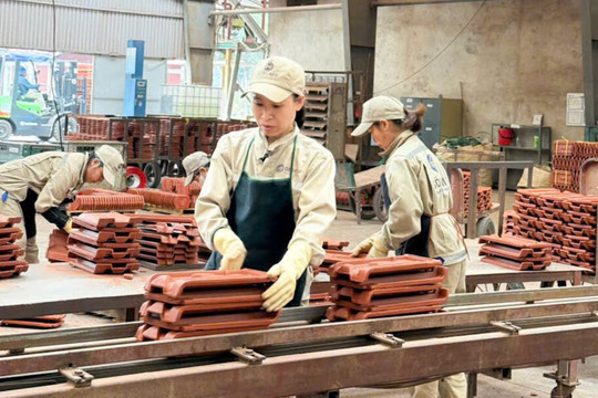 Công ty CP Hoàng Tiến xây dựng thương hiệu từ trách nhiệm với cộng đồng