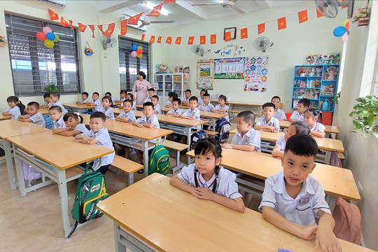 Ổn định tổ chức, nâng cao chất lượng giáo dục