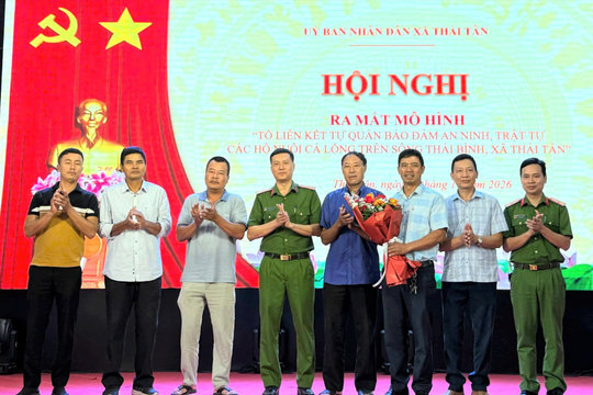 Ra mắt mô hình tự quản bảo đảm an ninh, trật tự các hộ nuôi cá lồng trên sông Thái Bình