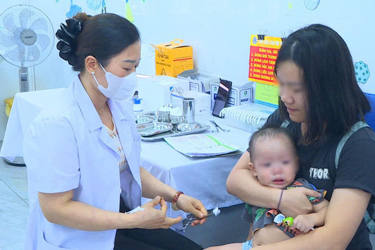 Chủ động phát hiện sớm, ngăn lây lan bệnh não mô cầu