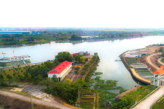 Hạn chế giao thông đường thủy trên sông Thái Bình để khảo sát xây cầu Bùi Thị Xuân