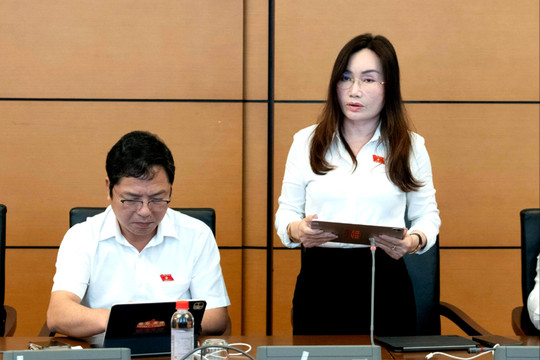 Giảm thuế cho doanh nghiệp giáo dục, tăng quyền chủ động mua sắm cho cơ sở y tế