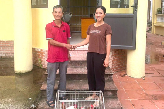 Người đàn ông ở Vĩnh Am hai lần nhặt được của rơi, tìm người trả lại