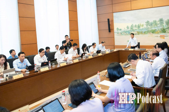Điểm tin Podcast ngày 24/10