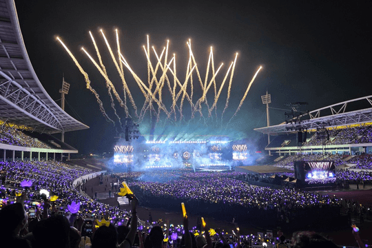 BigBang khiến Mỹ Đình 'bùng nổ' ngay từ phút đầu