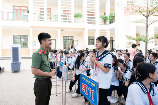 Tạo 'tường lửa' bảo vệ học sinh Hải Phòng trên môi trường số