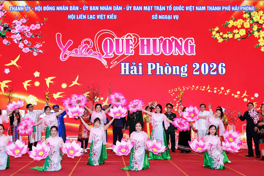 Kiều bào - nguồn lực đồng hành với quê hương