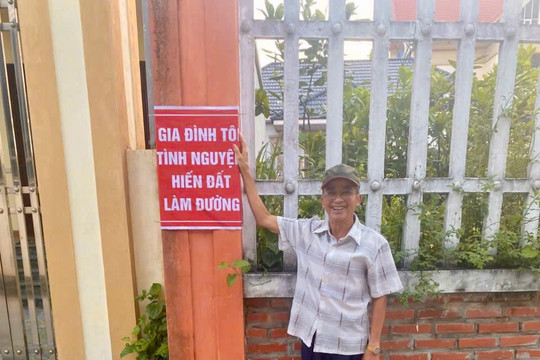 Hiến đất làm đường có được miễn chi phí đo đạc, cấp đổi giấy chứng nhận?