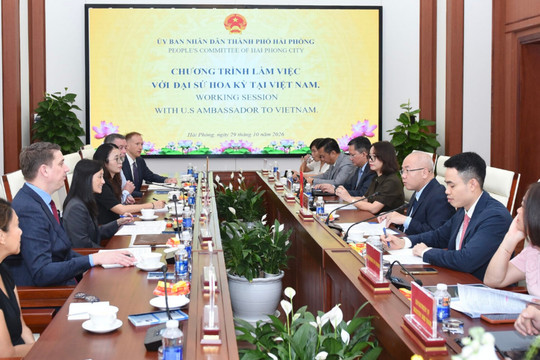 Hai Phong leader receives US Ambassador to Vietnam