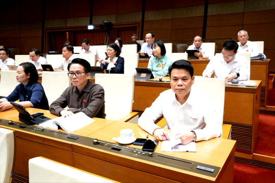 Đề xuất giải pháp thúc đẩy tăng trưởng từ thực tiễn Hải Phòng