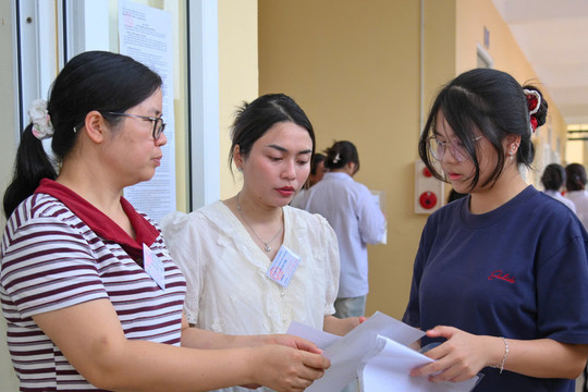 Bộ Giáo dục và Đào tạo yêu cầu rà soát, chấn chỉnh thực hiện quy định về học phí đại học