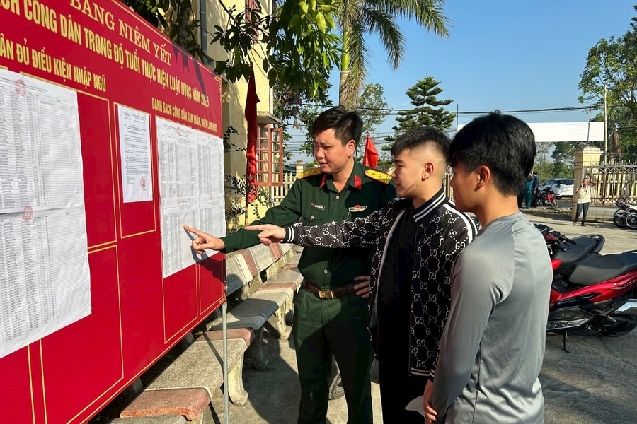 Học đến lớp mấy thì được đi nghĩa vụ quân sự?