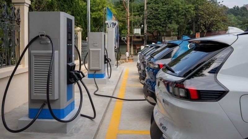 Thúc đẩy phát triển hạ tầng trạm sạc xe điện tại khu chung cư